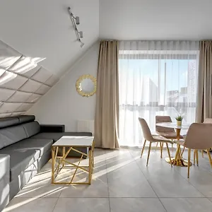 Granaria Prime Location By The River , Gdansk Poland